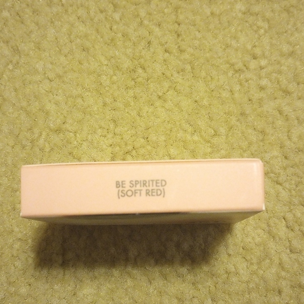 Blush - Picture 2 of 3